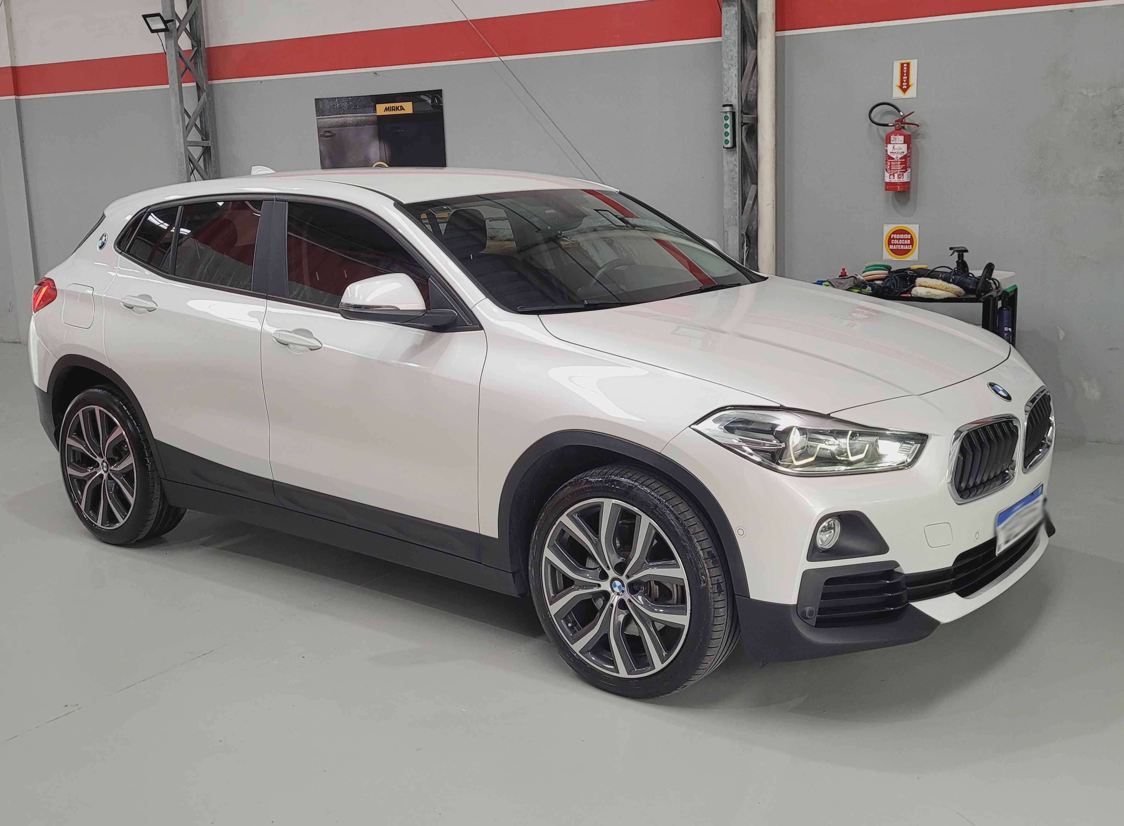 BMW 328 2019 46MIL KM revisão + pintura parachoque diant