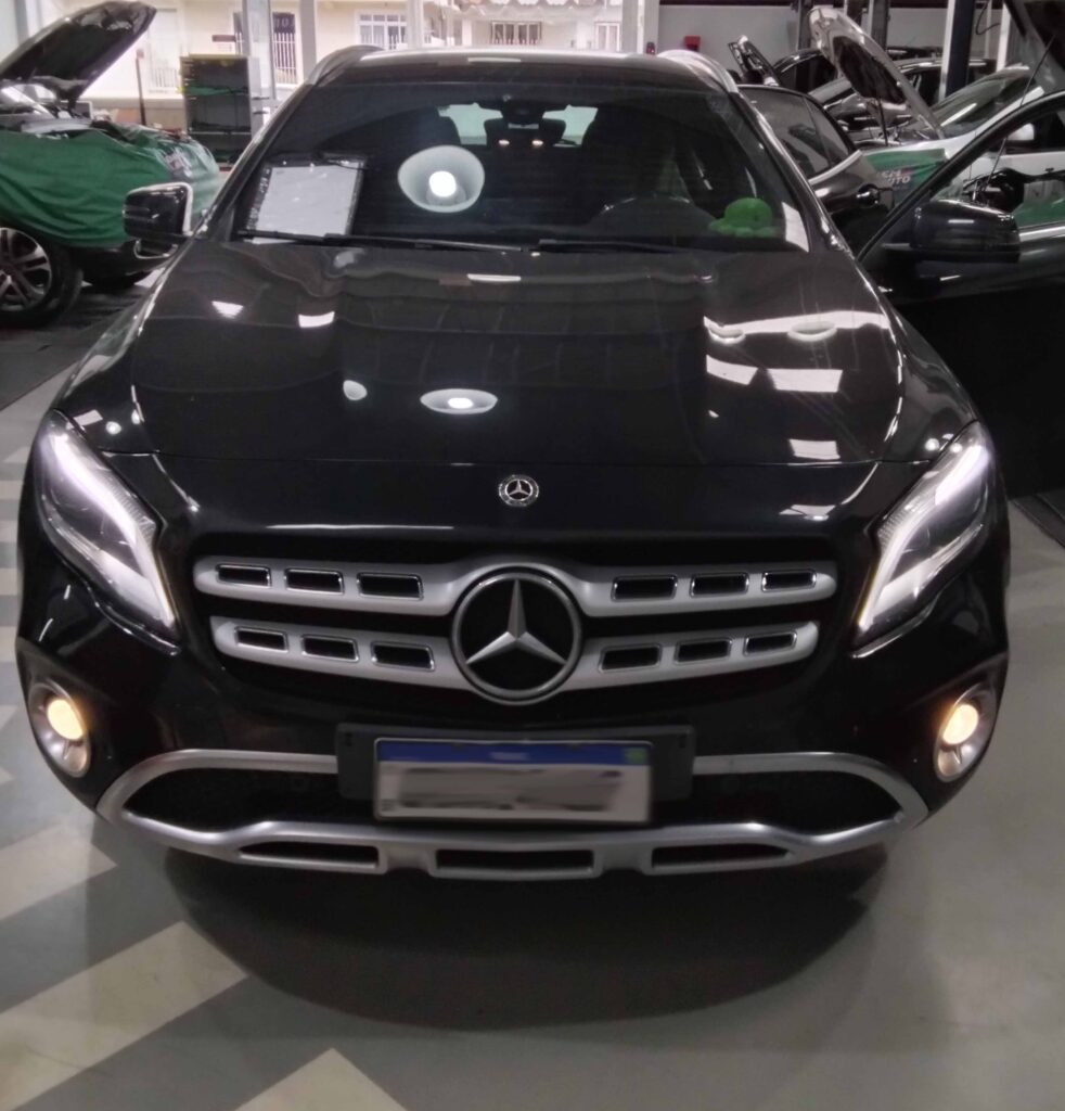 Mercedes GLA 200 - Revisão 70milkm e Estética